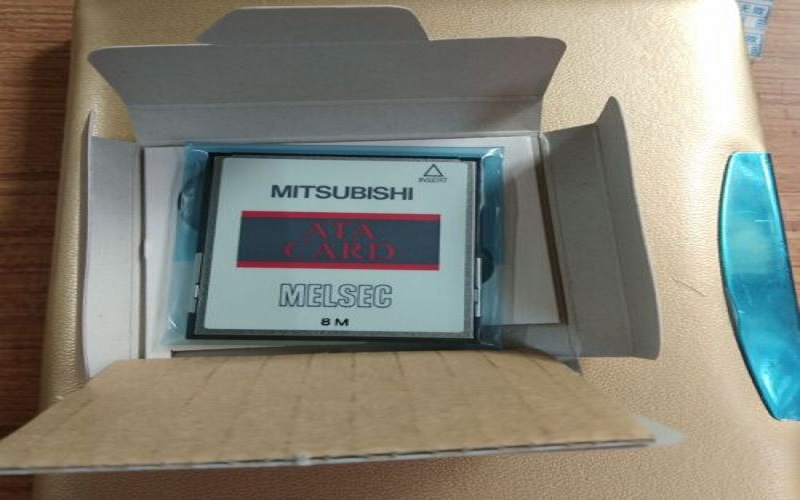 Mitsubishi Memory Card 1PC New Q2MEM-2MBS 2MBF 4MBF 8MBA 16MBA Q3MEM-4MBS 